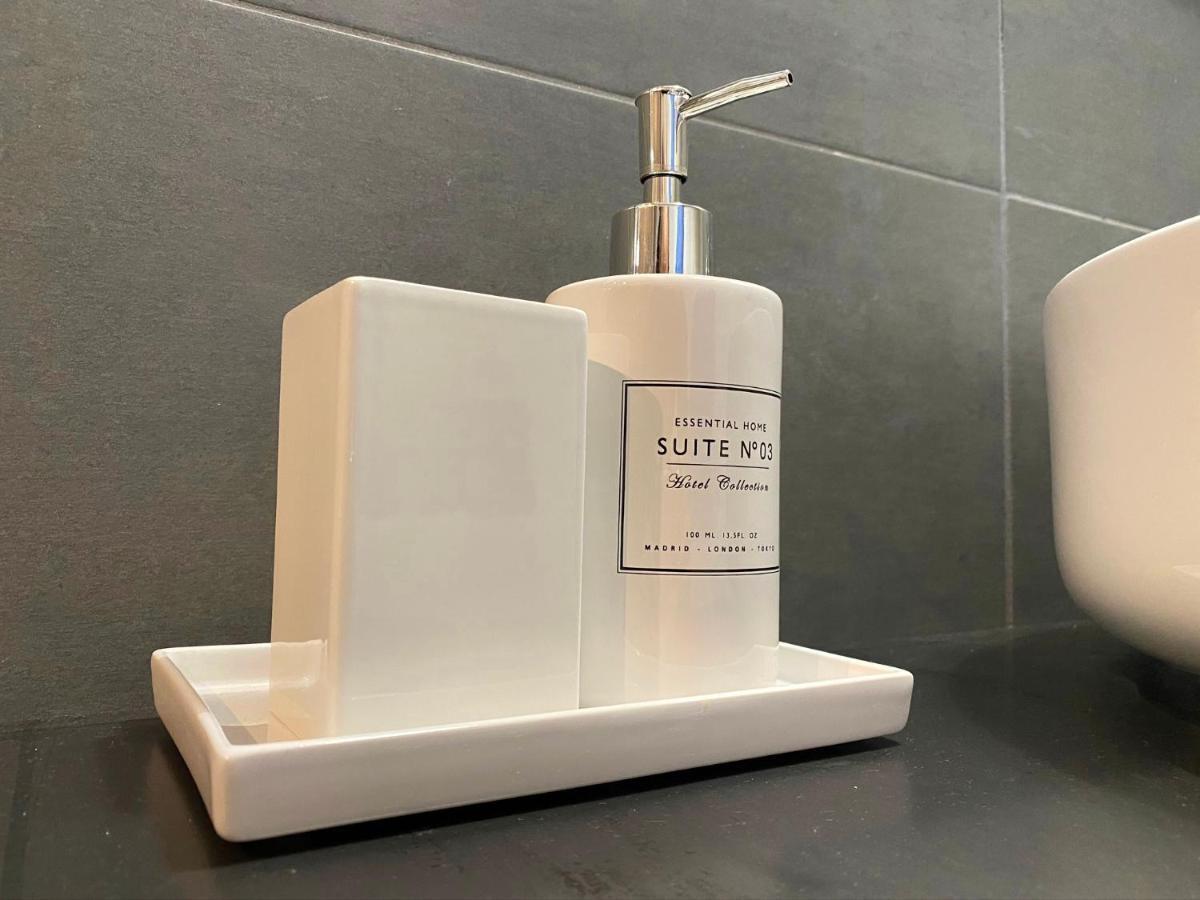 Momi Hotel Borgomanero Kültér fotó